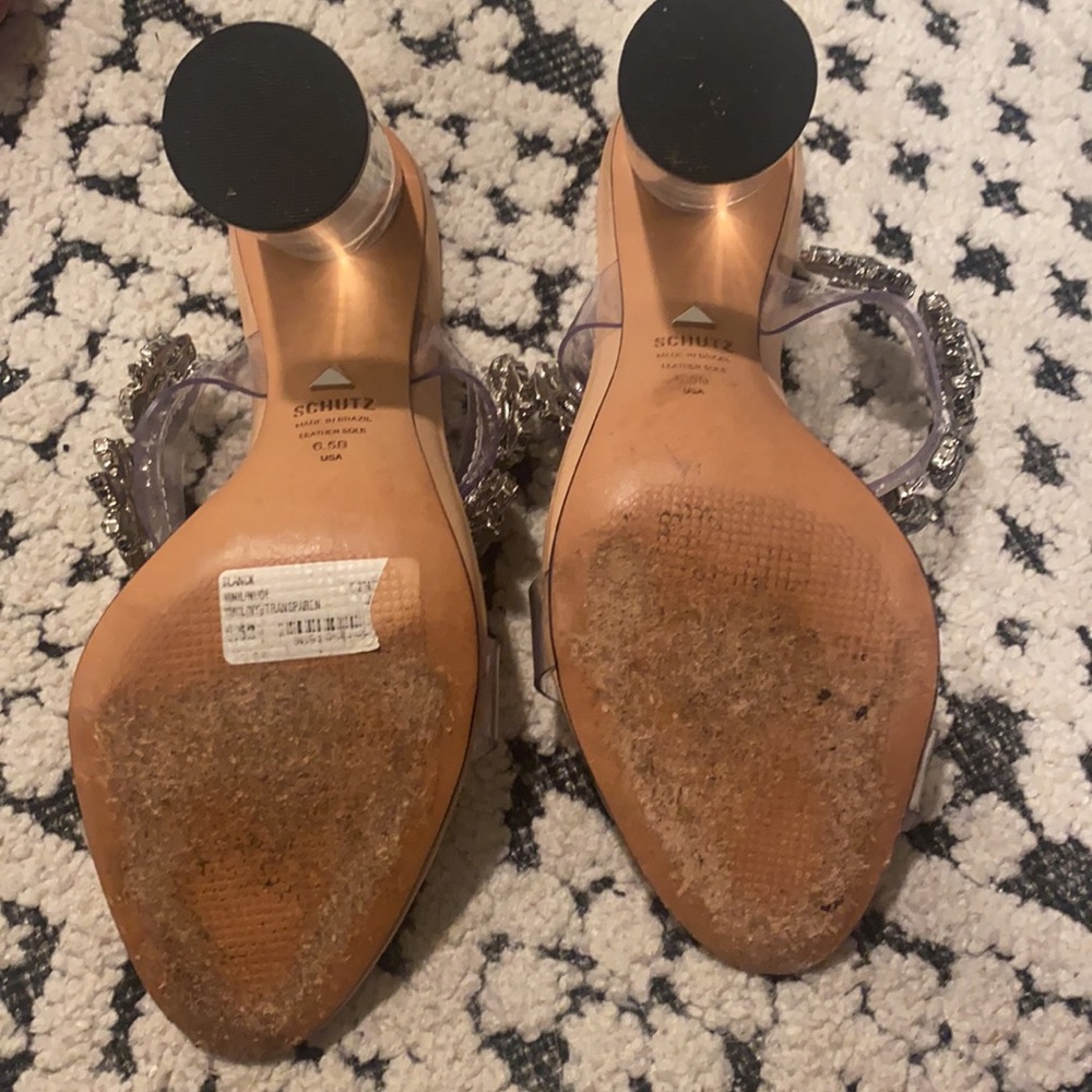 Heels - Picture 7 of 7